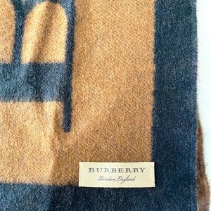 Burberry scarf 170x30 Camel/Black